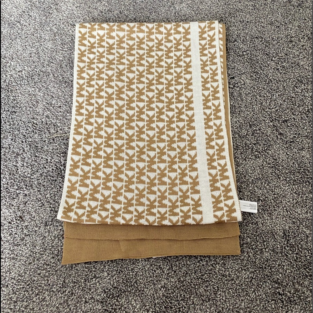 Unisex Michael Kors Scarf